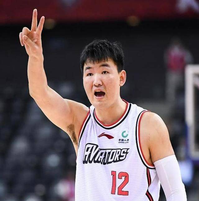九游体育官网入口-包含CBA工资帽再调整，顶薪球员年薪上限1200万的词条