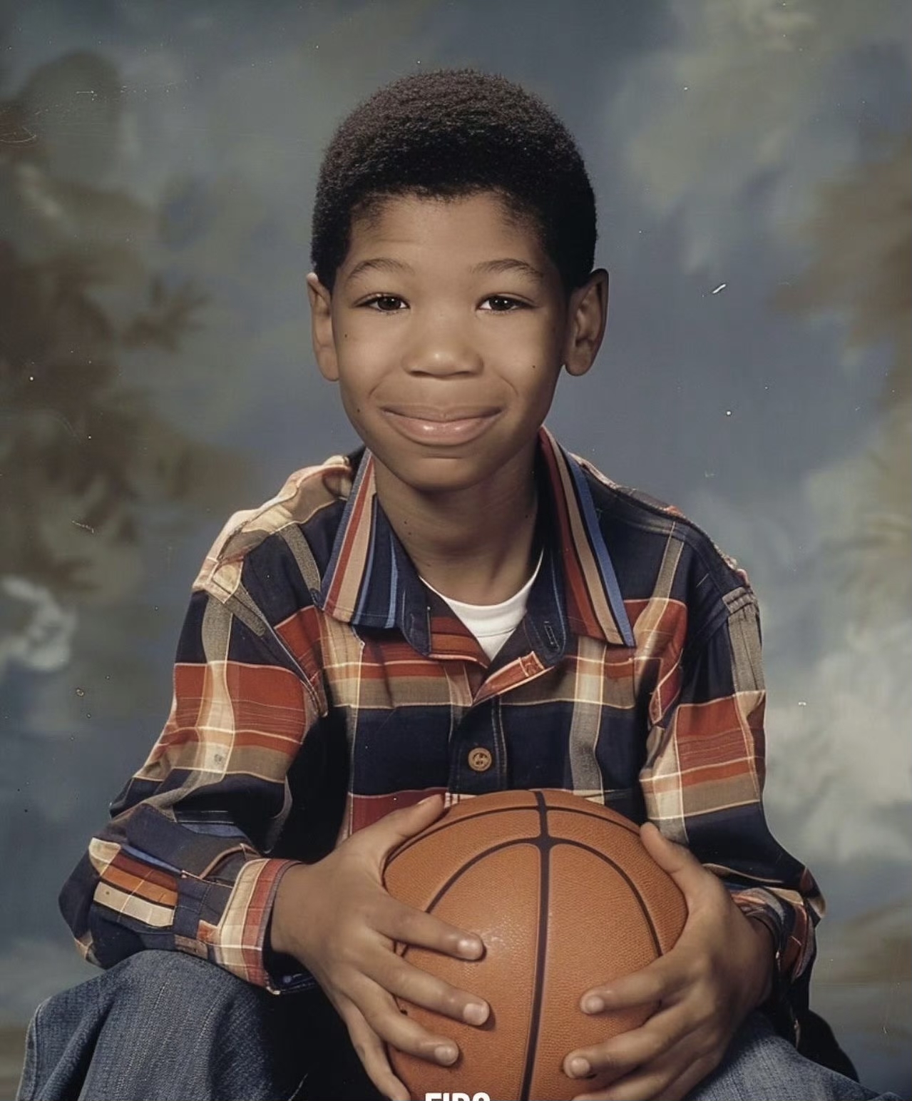 九游体育网站入口-关于球星童年照合集：你能认出几个？的信息