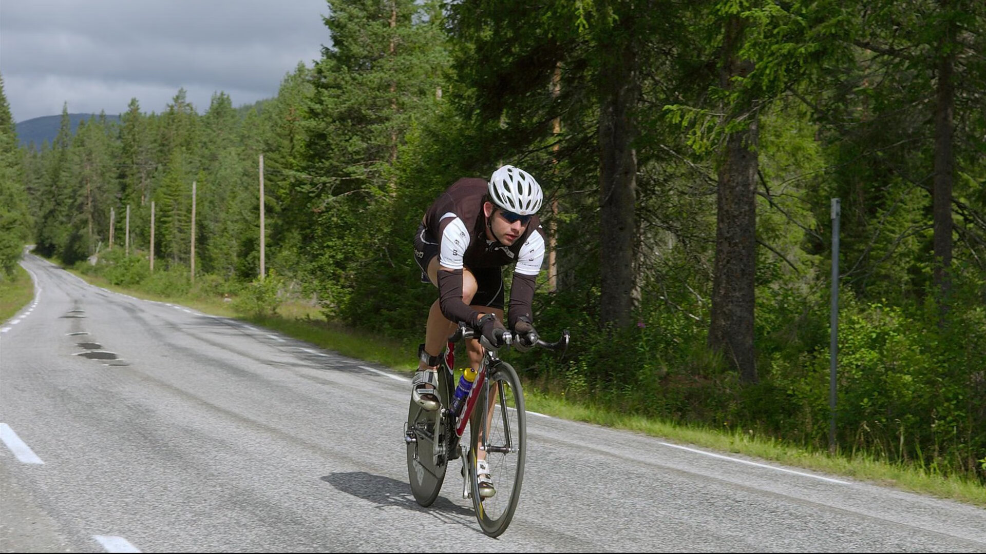 中国青少年篮球竞赛不断升级，呈现多样化发展态势，中国青少年篮球队