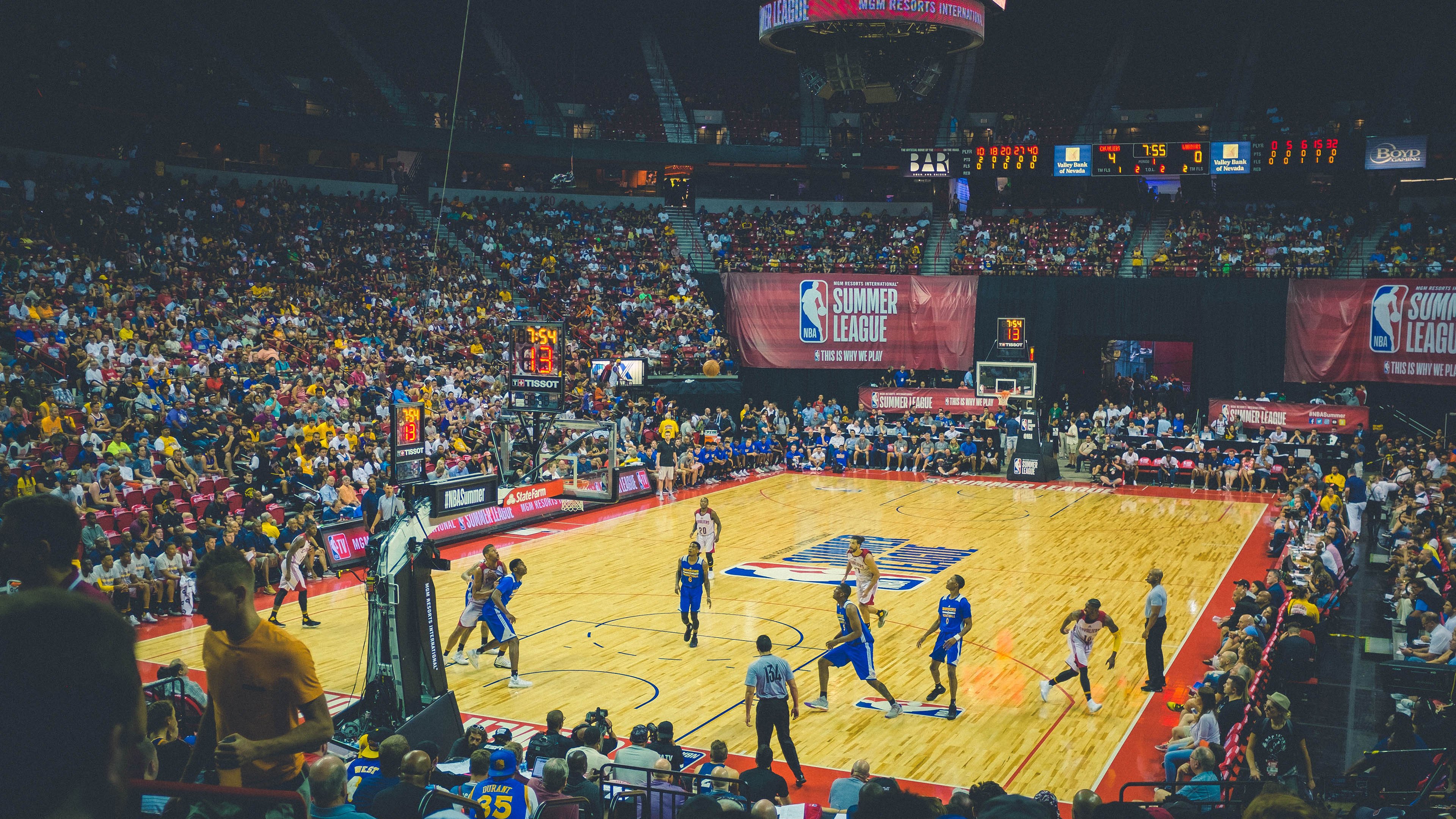 赛后采访：李明感言“团队合作战胜一切”！