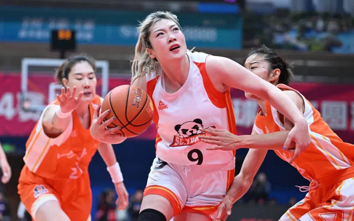 女篮关注度低：WCBA如何破圈？