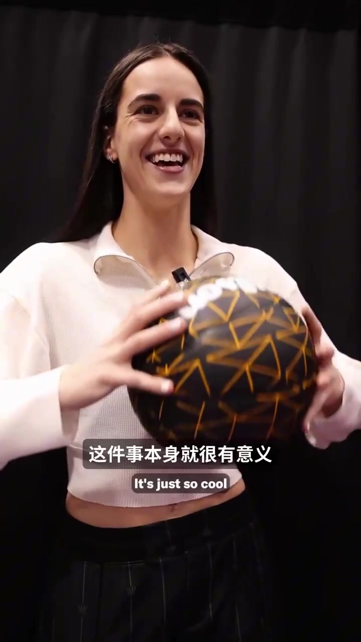 包含WNBA新星崛起，单场40分创纪录的词条