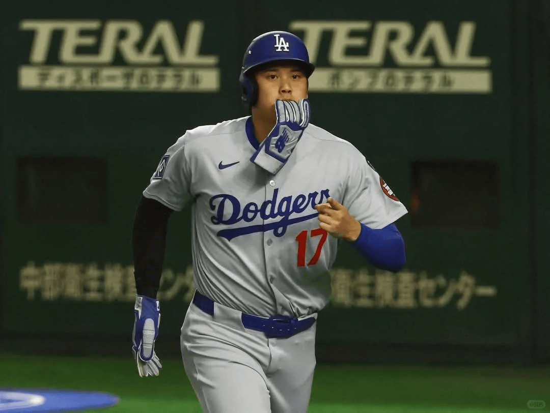 MLB日本选手大谷翔平再获MVP的简单介绍